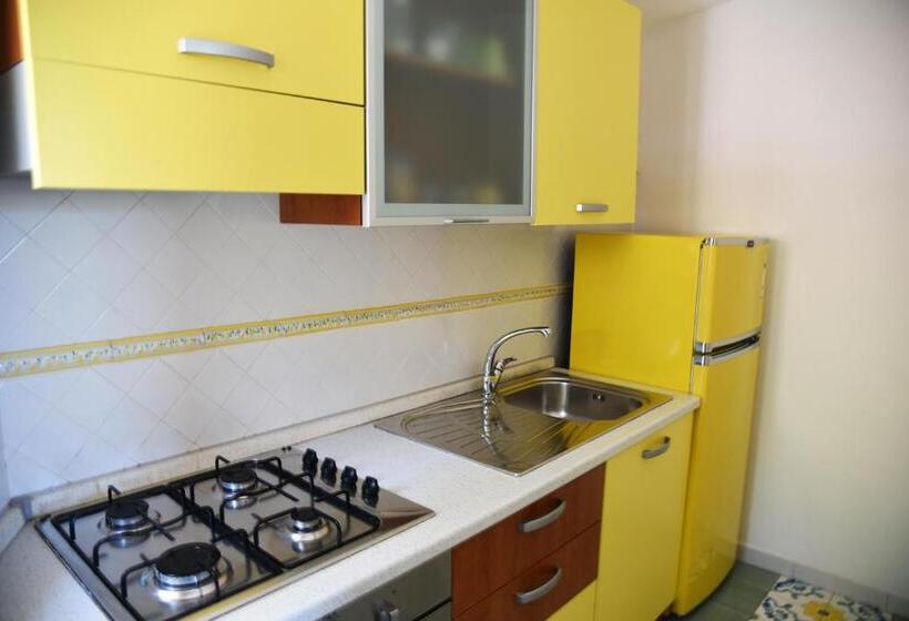 Apartamento Superior 1 Dormitório, Villa Santa Sofia