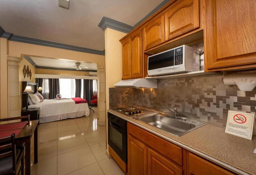 سوییت جونیور, Baker's Suites