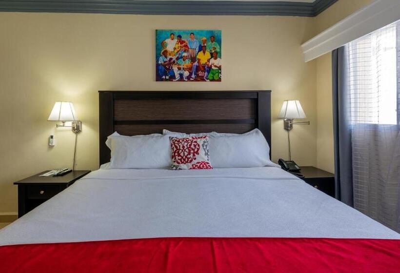 سوییت جونیور, Baker's Suites