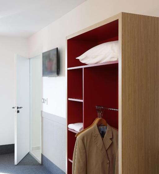 身障者適用スタンダードルーム, B&b Hotel Gap