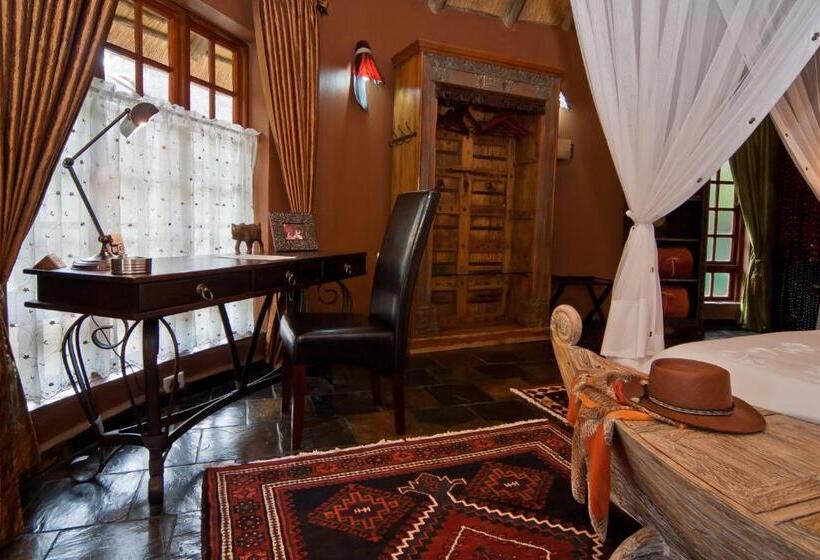 کلبه ییلاقی, Aquanzi Lodge