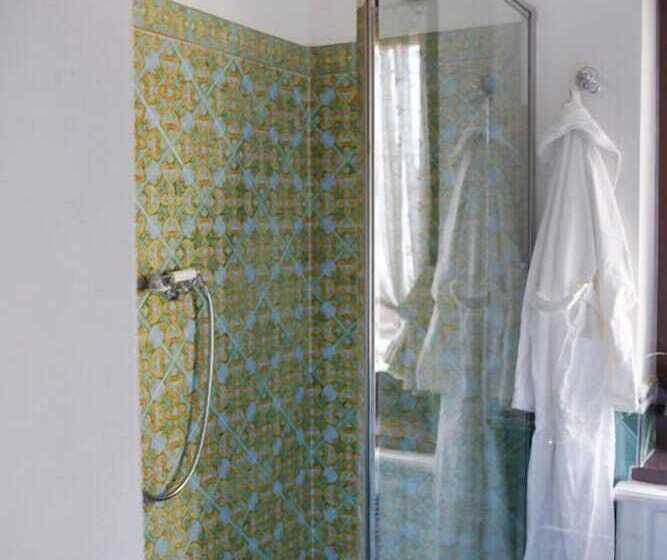 اتاق سوپریور, La Torre Dei Canonici