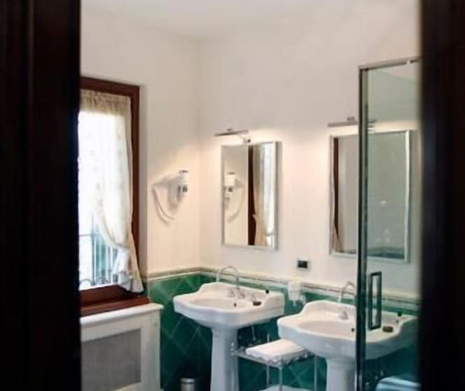 سوییت, La Torre Dei Canonici