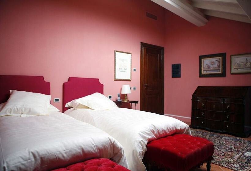 سوییت, La Torre Dei Canonici