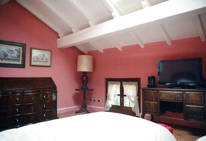 سوییت, La Torre Dei Canonici