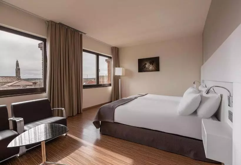 اتاق لوکس, Eurostars Vía De La Plata