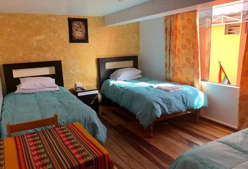 スタンダードトリプルルーム, Hostal Qolqampata