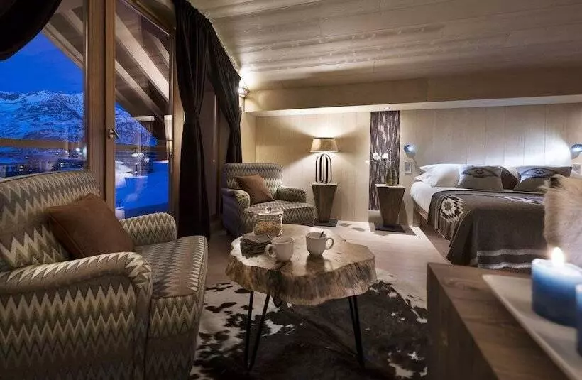 スイート, Hôtel Le Taos