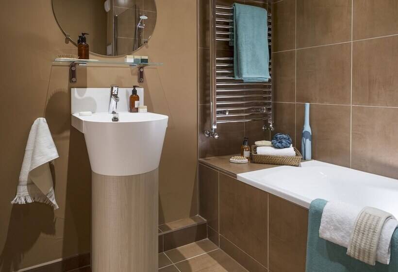 سوییت جونیور, Hôtel Le Taos