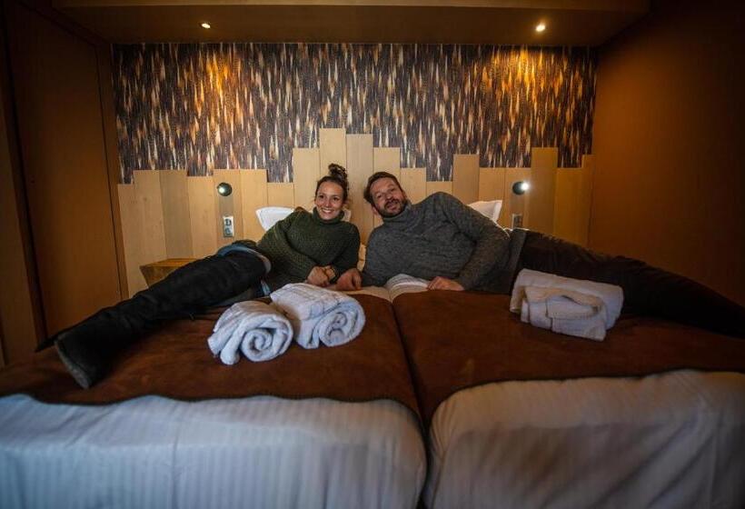 سوییت خانوادگی, Hôtel Le Taos