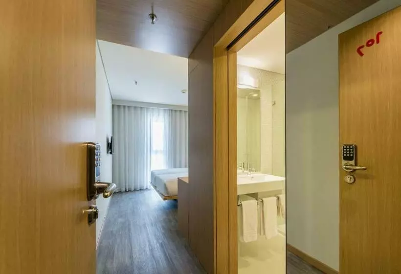 اتاق استاندارد, Moov Hotel Porto Norte