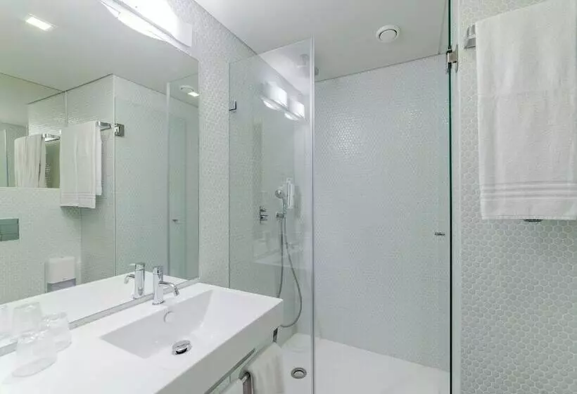 اتاق استاندارد, Moov Hotel Porto Norte
