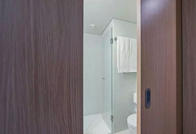 اتاق استاندارد, Moov Hotel Porto Norte