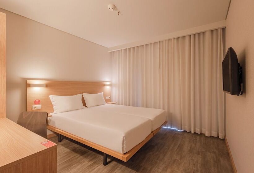 Номер Стандарт, Moov Hotel Porto Norte