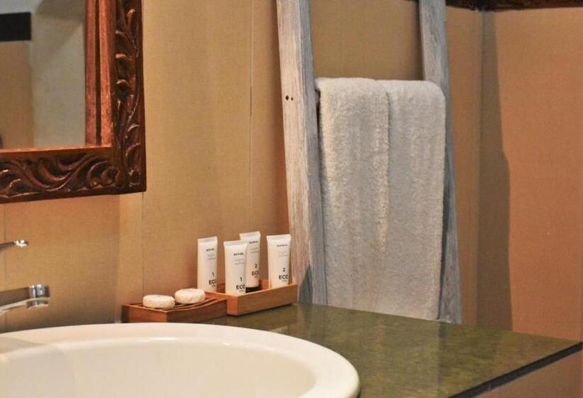 스탠다드 트리플 룸 풀장 전망, Sea View Lodge Boutique