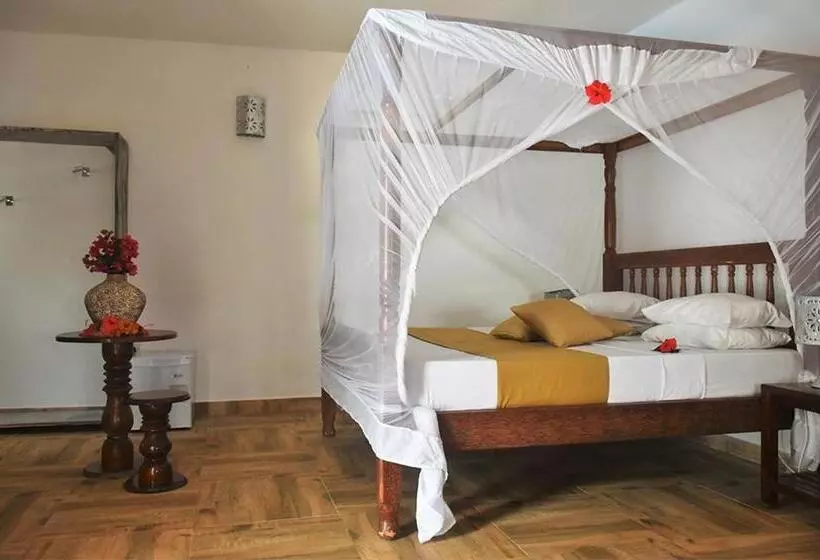 اتاق خانوادگی با چشم‌انداز استخر, Sea View Lodge Boutique