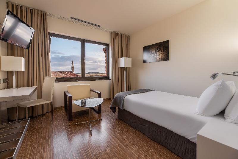 标准单人间, Eurostars Vía De La Plata