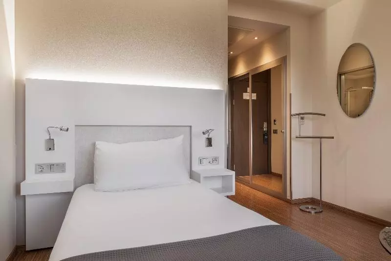 اتاق استاندارد یک نفره, Eurostars Vía De La Plata