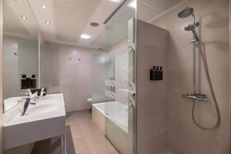 اتاق لوکس, Eurostars Vía De La Plata