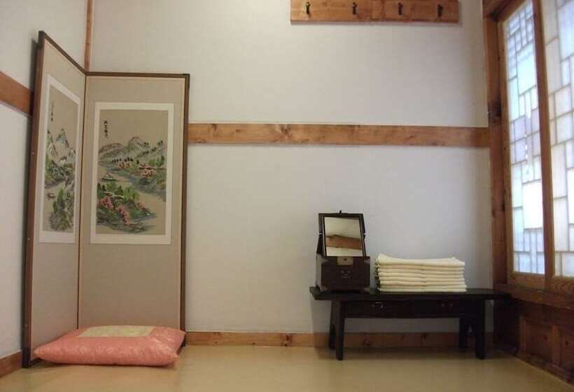 اتاق استاندارد, Hyosunjae Hanok Guesthouse