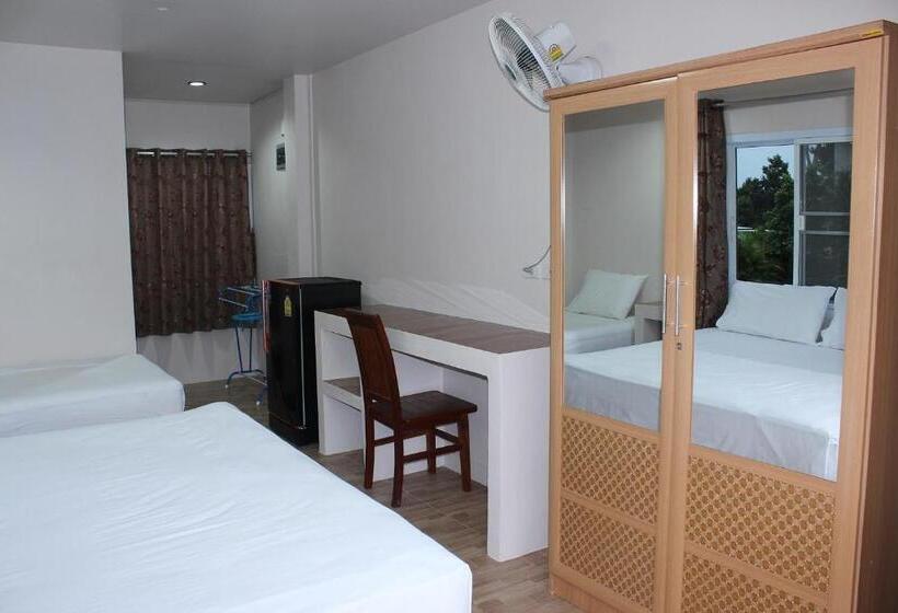 Номер Стандарт Трехместный, Sairee Center Guesthouse