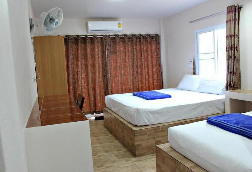 Номер Стандарт Трехместный, Sairee Center Guesthouse