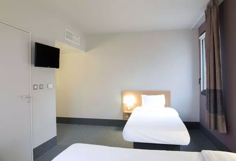 Standard Kolmen Hengen Huone, B&b Hotel Montpellier Centre Le Millénaire