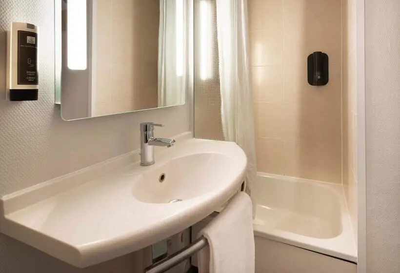 スタンダード４人部屋, B&b Hotel Nantes Parc Expos La Beaujoire