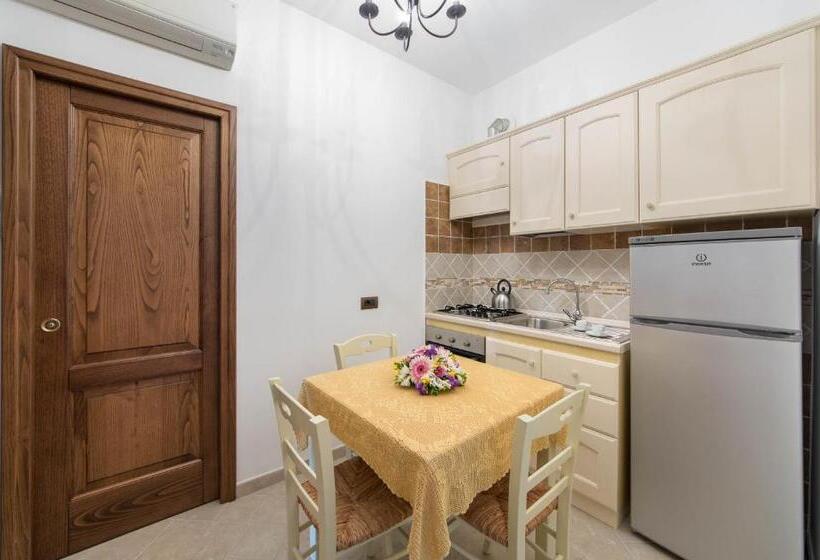 Студио Стандарт Вид на Сад, B&b La Casa Nel Giardino