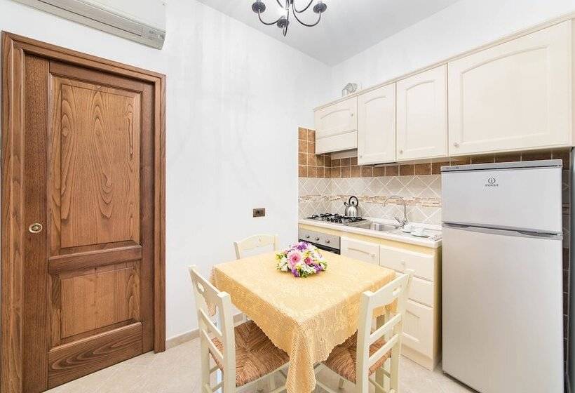 Студио Стандарт Вид на Сад, B&b La Casa Nel Giardino