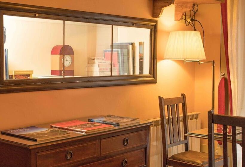 اتاق لوکس, Residenza Johanna I