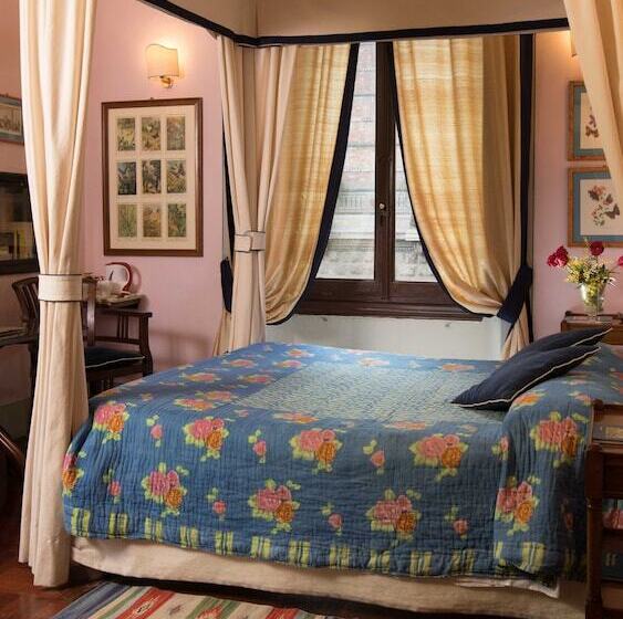 اتاق لوکس, Residenza Johanna I