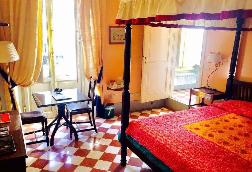 اتاق لوکس, Residenza Johanna I
