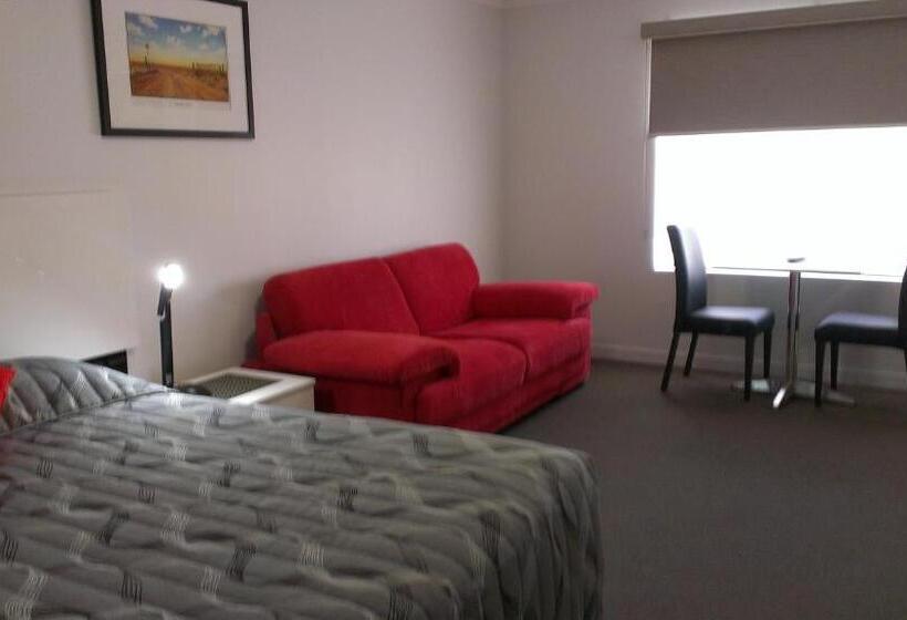 جناح إدارى, Gunnedah Lodge Motel