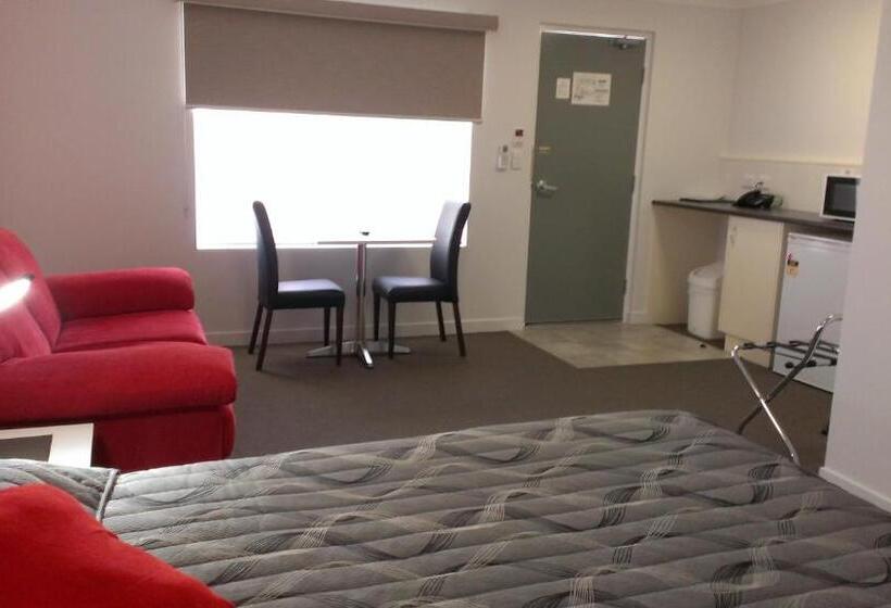 Люкс с Балконом, Gunnedah Lodge Motel