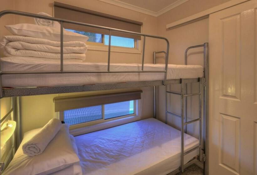 בקתה, Tasman Holiday Parks   Lake Mulwala