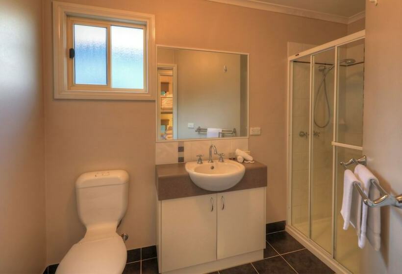 בקתה, Tasman Holiday Parks   Lake Mulwala