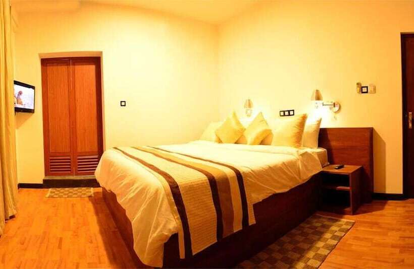 豪华房间, Gloria Grand