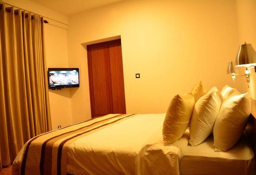 豪华房间, Gloria Grand