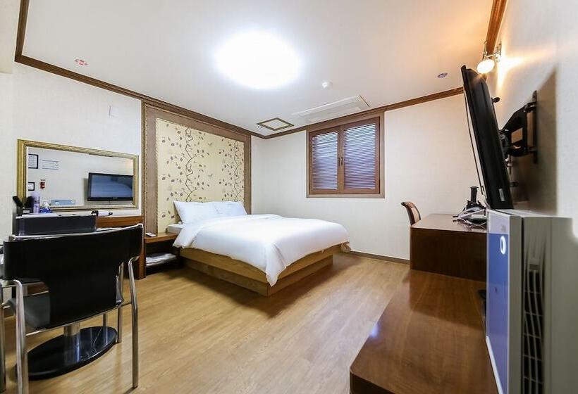 スタンダードルーム, Gunsan Alice