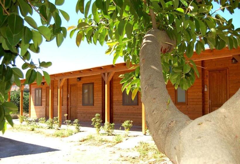 بانگلوی استاندارد 2 خوابه, Il Giardino Del Sole