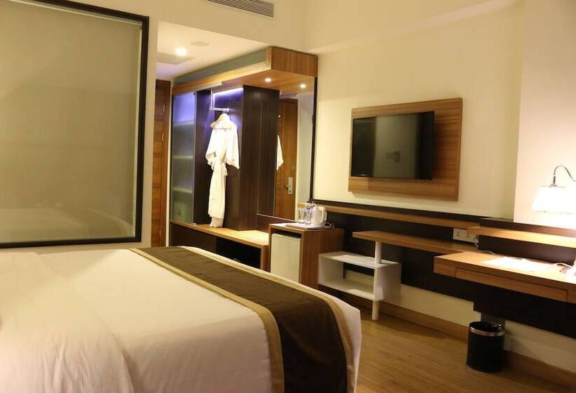 غرفة سوبيريور, Java Palace