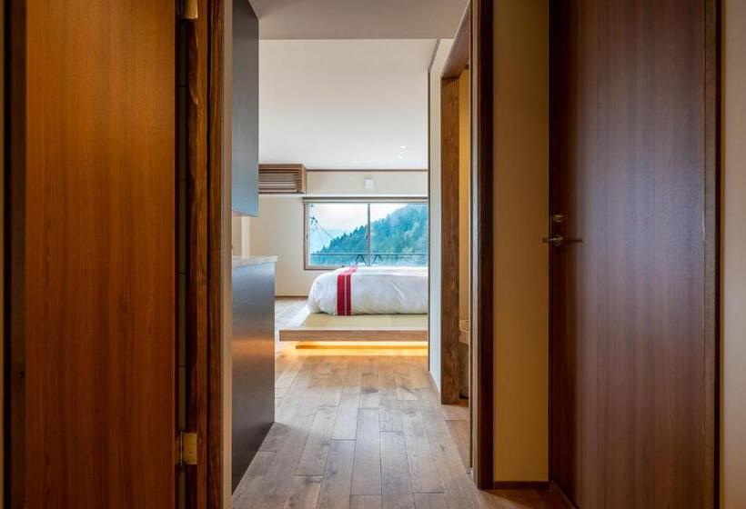 استودیوی لوکس, Kawamotoya