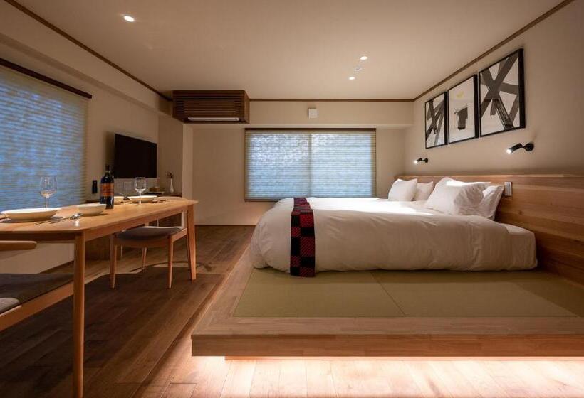 استودیوی لوکس, Kawamotoya