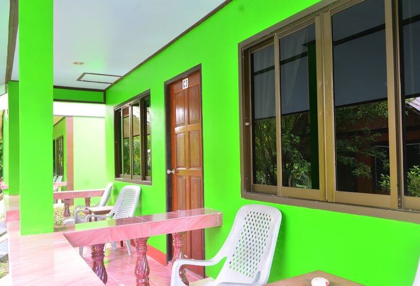 スタンダードルーム, Lanta Arena Bungalow