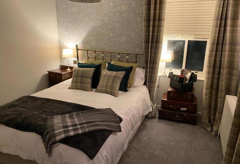 Номер Deluxe, The Covenanter