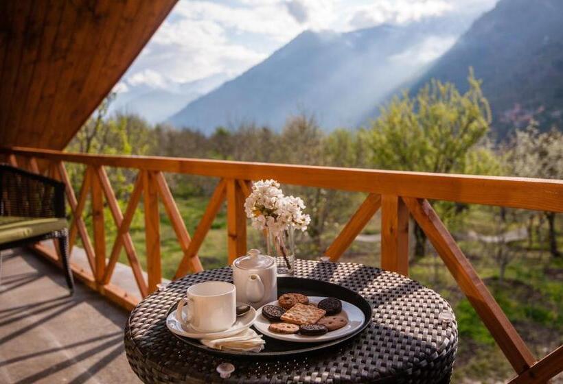 سوئیت لوکس با چشمانداز کوهستان, Larisa Resort Manali