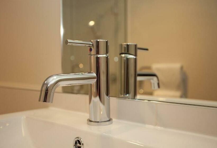 Standard Studio, Atrium On Ulster