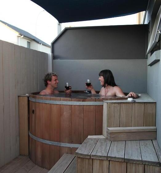 1 Schlafzimmer Apartment, Atrium On Ulster