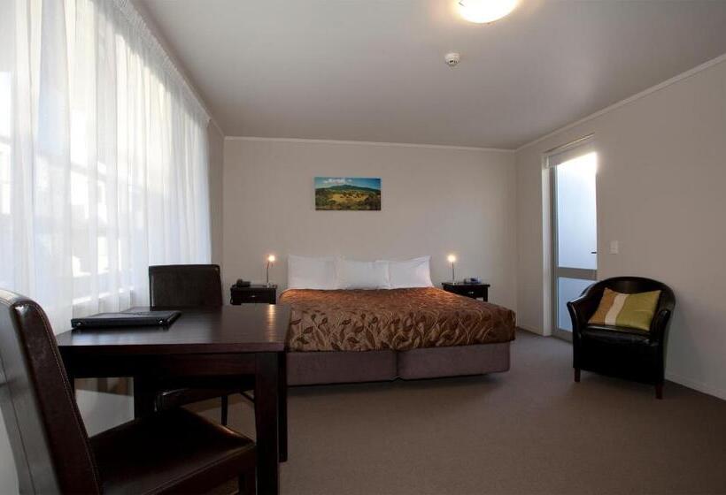 Standard Studio Kingsize Bett, Atrium On Ulster